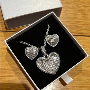 NEW SPARKLY Heart Earrings and Matching Heart Pendant Necklace Set